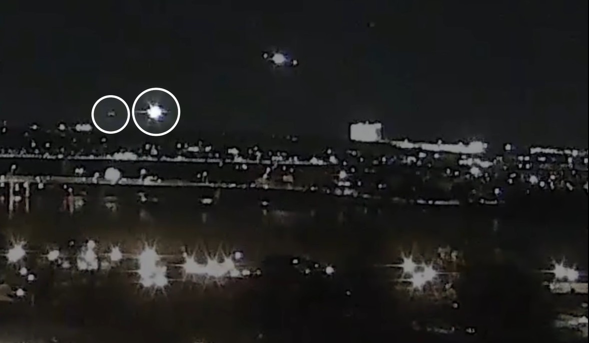 home 2 Why Mid-Week Flights Are No Longer Always the Cheapest Option